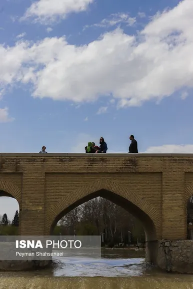 نوروزگردی | اصفهان سی و سه پل