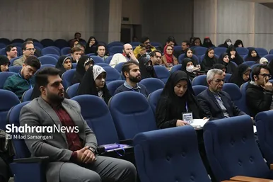 اولین روز برگزاری رویداد رسانه‌ای رج در کارخانه نورآوری مشهد