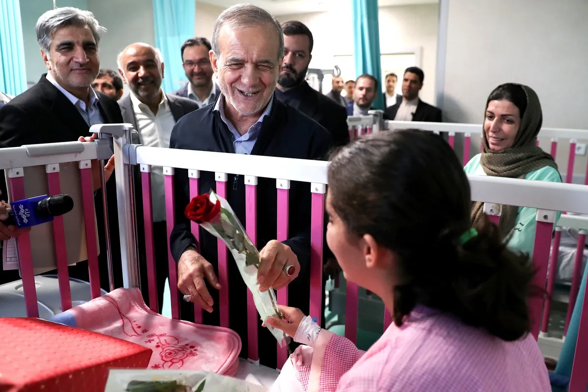 پزشکیان مرکز درمانی شهید فیاض بخش تهران را افتتاح کرد (۲۵ شهریور ۱۴۰۴)