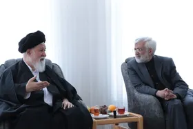 حضور سعید جلیلی در منزل شهید آیت&zwnj;الله رئیسی (۶ خرداد ۱۴۰۳)