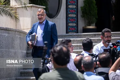 عکس‌هایی از حاشیه آخرین جلسه هیات دولت سیزدهم
