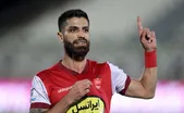 انتقال هافبک پرسپولیس به بیمارستان