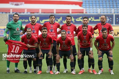 بازی دو تیم نساجی مازندران و سپاهان اصفهان در لیگ برتر