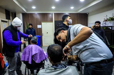  پویش قیچی طلایی در گرمخانه شهرداری