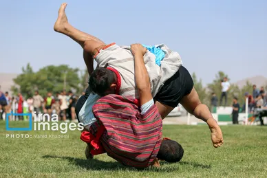 گزارش تصویری | مسابقات «کشتی با چوخه»