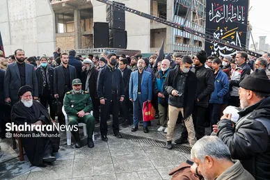 تشییع پیکر مطهر ۱۰ شهید گمنام در مشهد