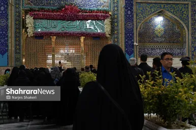 حال‌وهوای حرم مطهر امام‌رضا(ع) در شب میلاد کریم اهل‌بیت(ع)