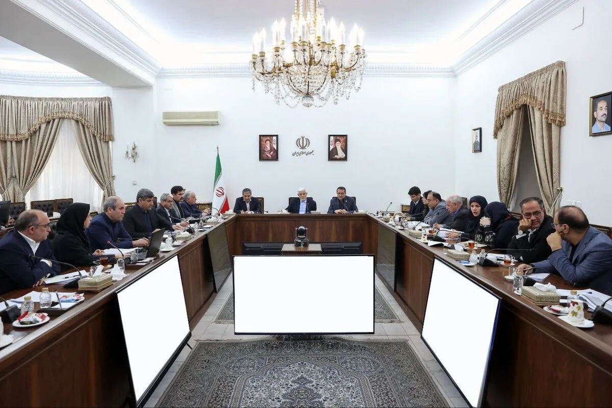 عارف خواستار برکناری مدیران مخالف تصمیمات دولت شد