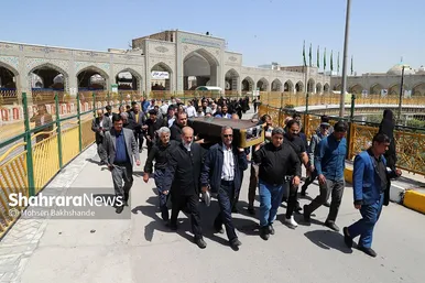 مراسم تشییع حاج فضل‌الله برهانی در حرم مطهر رضوی