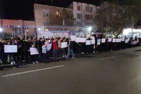 تجمع دانشجویان مشهدی در مقابل دفتر سازمان ملل در محکومیت جنایات رژیم صهیونیستی + فیلم و عکس