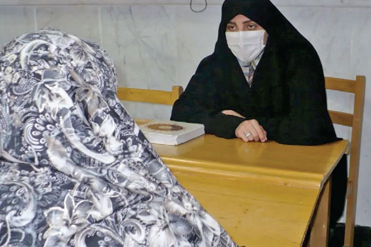 گفتگو با مسئول گروه جهادی «مطاف عشق» که به زنان زندانی کمک می‌کنند