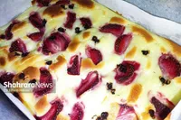 طرز تهیه کیک توت‌فرنگی با مارمالاد و کرم کاستارد + عکس
