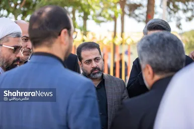 عکس| بازدید رئیس و جمعی از اعضای شورای اسلامی شهر مشهد از ایستگاه‌های استقبال زائران