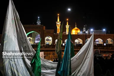 گلباران حرم مطهر رضوی در شب میلاد جوادالائمه (ع)