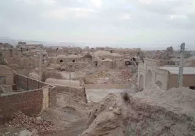 ویدئو | درباره سرقت سنگ قبرهای ثبت ملی شده در روستای ویرانی | مرگ تاریخ در یک گورستان