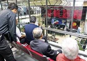 بورس؛ شغل جدید آرایشگر&zwnj;ها و رستوران&zwnj;داران قبل از کرونا
