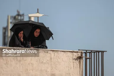 گزارش تصویری رویترز از مراسم باشکوه تشییع و خاکسپاری رهبر شهید در مشهد