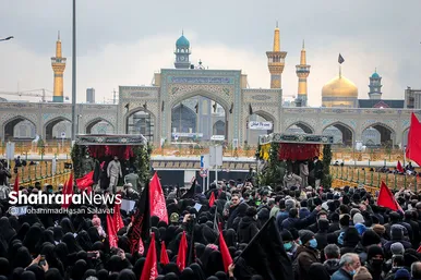 اجتماع عزاداران فاطمی و تشییع پیکر ۹ شهید دفاع مقدس و مدافع حرم