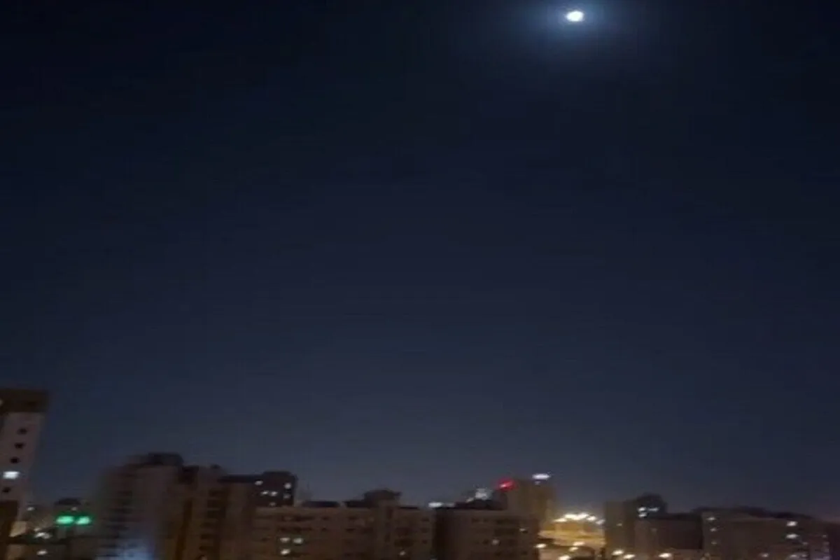 وزارت دفاع کویت: ۲۴ پهپاد وارد حریم هوایی کشور شده‌اند (۲۱ خرداد ۱۴۰۵)