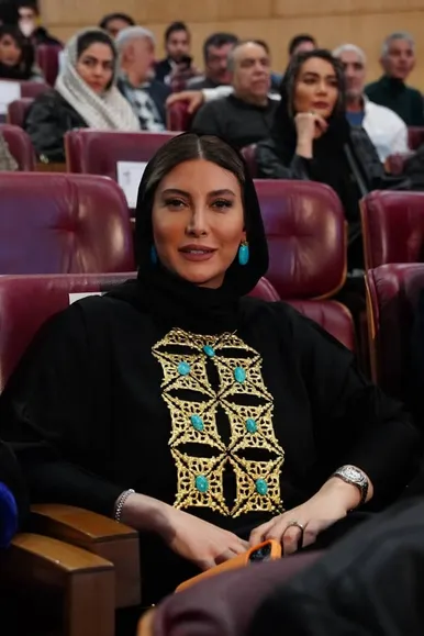 گزارش تصویری | بازیگران، سوژه دوربین‌ها در اختتامیه چهل‌وسومین جشنواره فیلم فجر