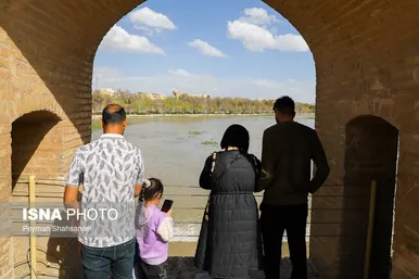 نوروزگردی | اصفهان سی و سه پل