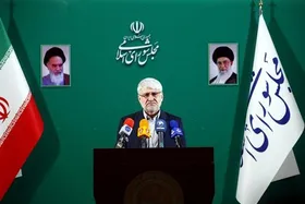 فرهنگی: چون وزارت خارجه نتوانست هماهنگ کند قالیباف نامه رهبری را به روسیه برد