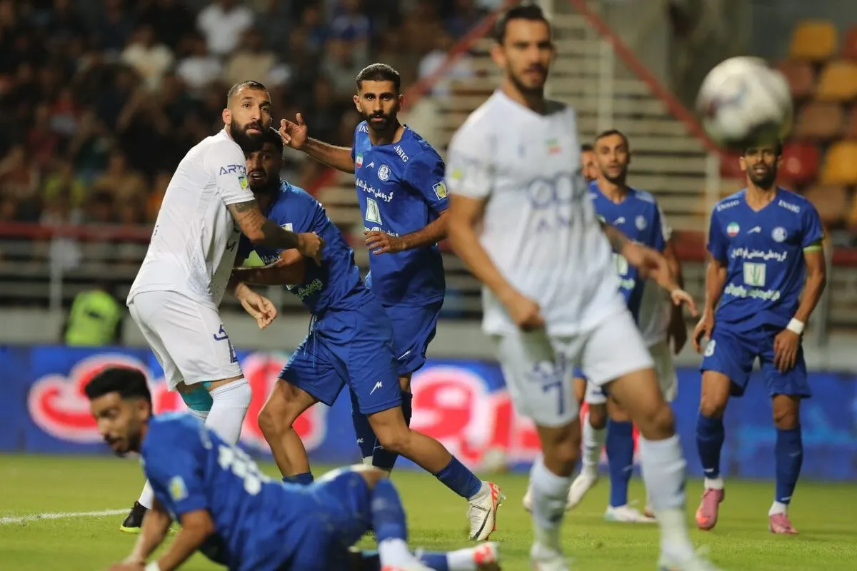 ممانعت از ورود استقلال به ورزشگاه آزادی