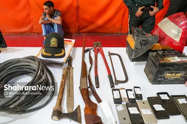 عکس‌هایی از نمایشگاه کشفیات پلیس در مشهد