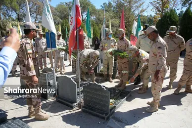 غبارروبی گلزار شهدای فراجا در مشهد