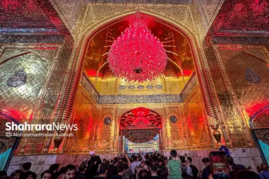 گزارش تصویری | حال و هوای کربلای معلی در شب جمعه ، شب زیارتی سیدالشهدا (ع)، در آستانه اربعین حسینی