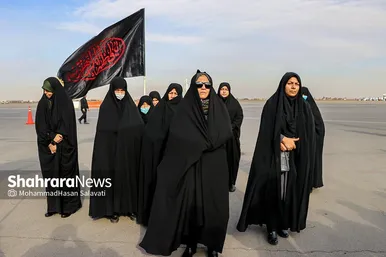 استقبال از پیکر مطهر ۱۲ شهید گمنام دفاع مقدس در فرودگاه هاشمی نژاد مشهد