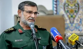 فرمانده نیروی دریایی سپاه: آمریکا هرچه زودتر منطقه خلیج&zwnj;فارس را ترک کند