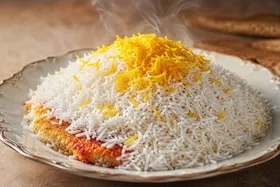 خانه&zwnj;داری | راز قد کشیدن و خوش&zwnj;عطر شدن برنج مجلسی چیست؟