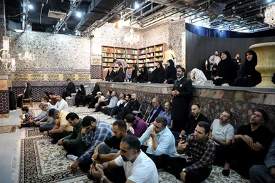 عرض ارادت قهرمانان ورزش ایران در بارگاه منور رضوی
