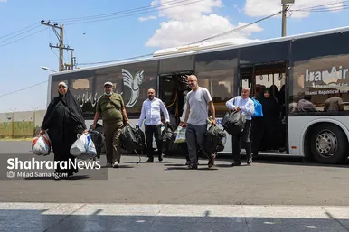 عکس‌های بازگشت اولین کاروان حجاج خراسانی به مشهد