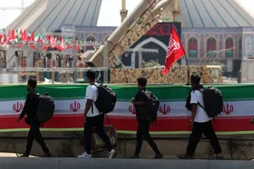 گاردین نوشت: از گنده&zwnj;گویی تا عقب&zwnj;نشینی | ترامپ زیر سایه بازدارندگی ایران