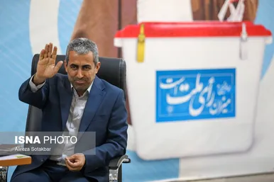 عکس‌هایی از چهارمین روز ثبت نام کاندیداهای چهاردهمین دوره انتخابات ریاست جمهوری