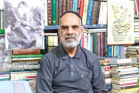 درباره کتابخانه قدیمی &laquo;یاس نبی&raquo; که صاحبش به مردم کتاب هدیه می&zwnj;دهد | &laquo;خواندن&raquo; در حوالی خیابان جنت