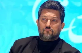 استوری حامد بهداد درباره کودکان مدرسه میناب و شرایط این روزهای جنگ