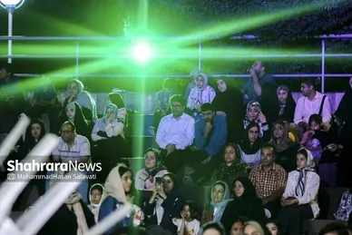 گزارش تصویری | ویژه‌برنامه «رصد ماه سرخ» در بوستان کوهسنگی مشهد