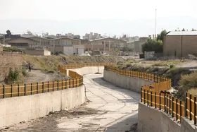 شهردار منطقه&zwnj;۳ مشهد در دیدار با اهالی محله دروی: دیوارسازی کال دروی، رو به پایان است