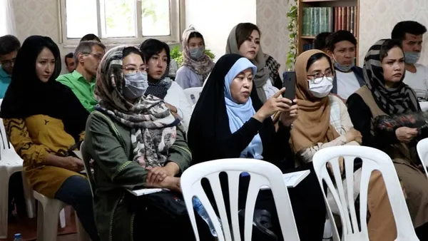 گزارشی از مراسم رونمایی کتاب گلشهر؛ خاطرات یک زمین شناس