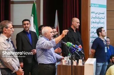 سفر تبلیغاتی محمدجواد ظریف به مشهد برای دور دوم انتخابات ۱۴۰۳