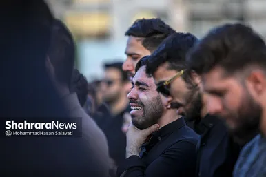 تصاویری از آئین خیمه سوزان عصر عاشورا در مشهد
