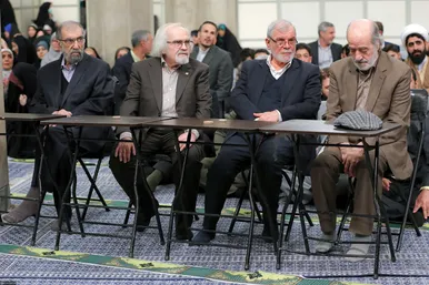 دیدار جمعی از شاعران و اهالی فرهنگ و ادب فارسی با رهبر انقلاب