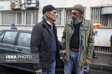 حضور هنرمندان در مراسم تشییع پیکر بیتا فرهی