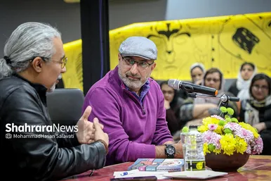 گپ و گفت منصور ضابطیان با موضوع کتاب جدیدش با عنوان «دو دستی»