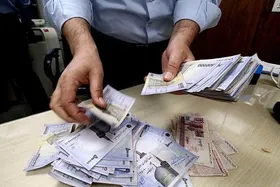 رئیس کمیسیون اصل ۹۰  مجلس: بی قانونی بانک&lrm;ها، علت اصلی تورم مهارناپذیر است
