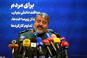 سردار جلالی: جوانان فریب&zwnj;خورده به دامان ملت بازگردند | در همه فناوری&zwnj;ها تحریمیم به جز شبکه&zwnj;های اجتماعی