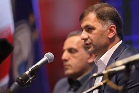 مدیرعامل سابق استقلال: هیئت مدیره دنبال پیراهن و بلیت بازی هستند